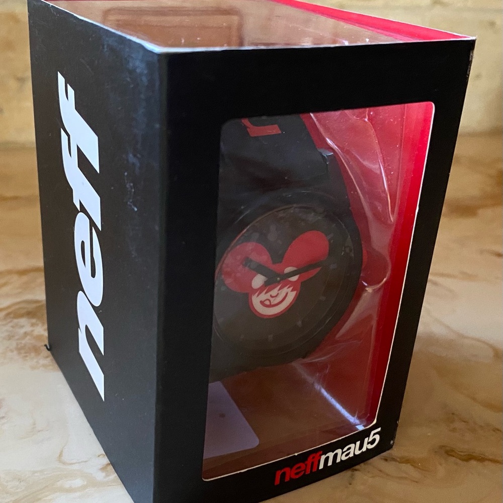 Neff Dead MAU5 Icon Watch